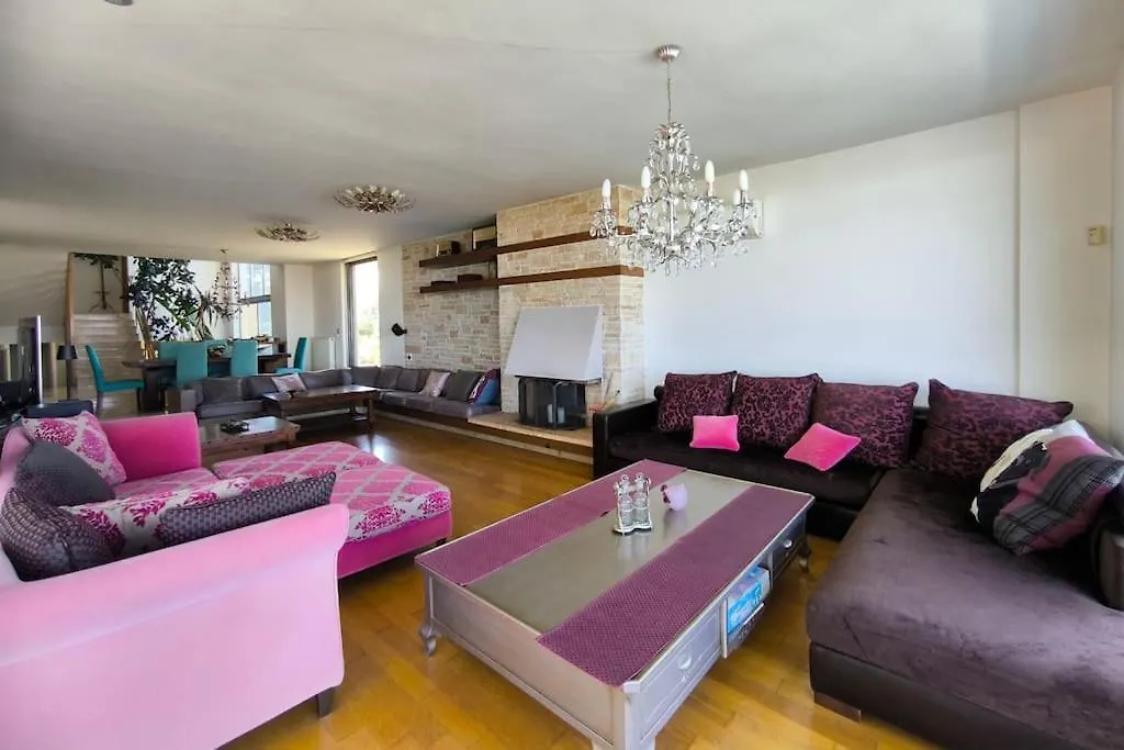 Villa Mirtylla Luxury Retreat W Pool, Bbq And Gym 伊拉克利翁